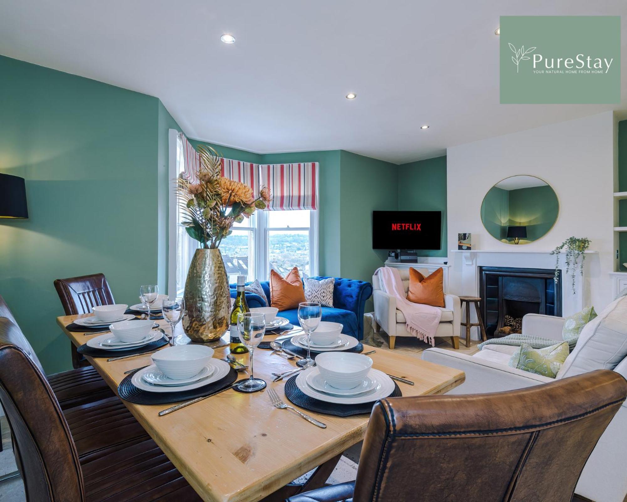 Holiday home Huge Four Bedroom Townhouse By Purestay Short Lets & Serviced Bath